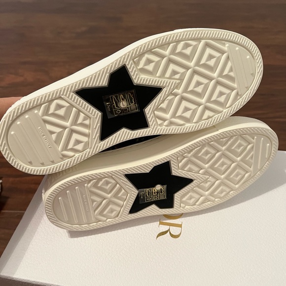 Sold-Dior walk’N’Dior sneaker multicolor embroidery - Picture 5 of 9